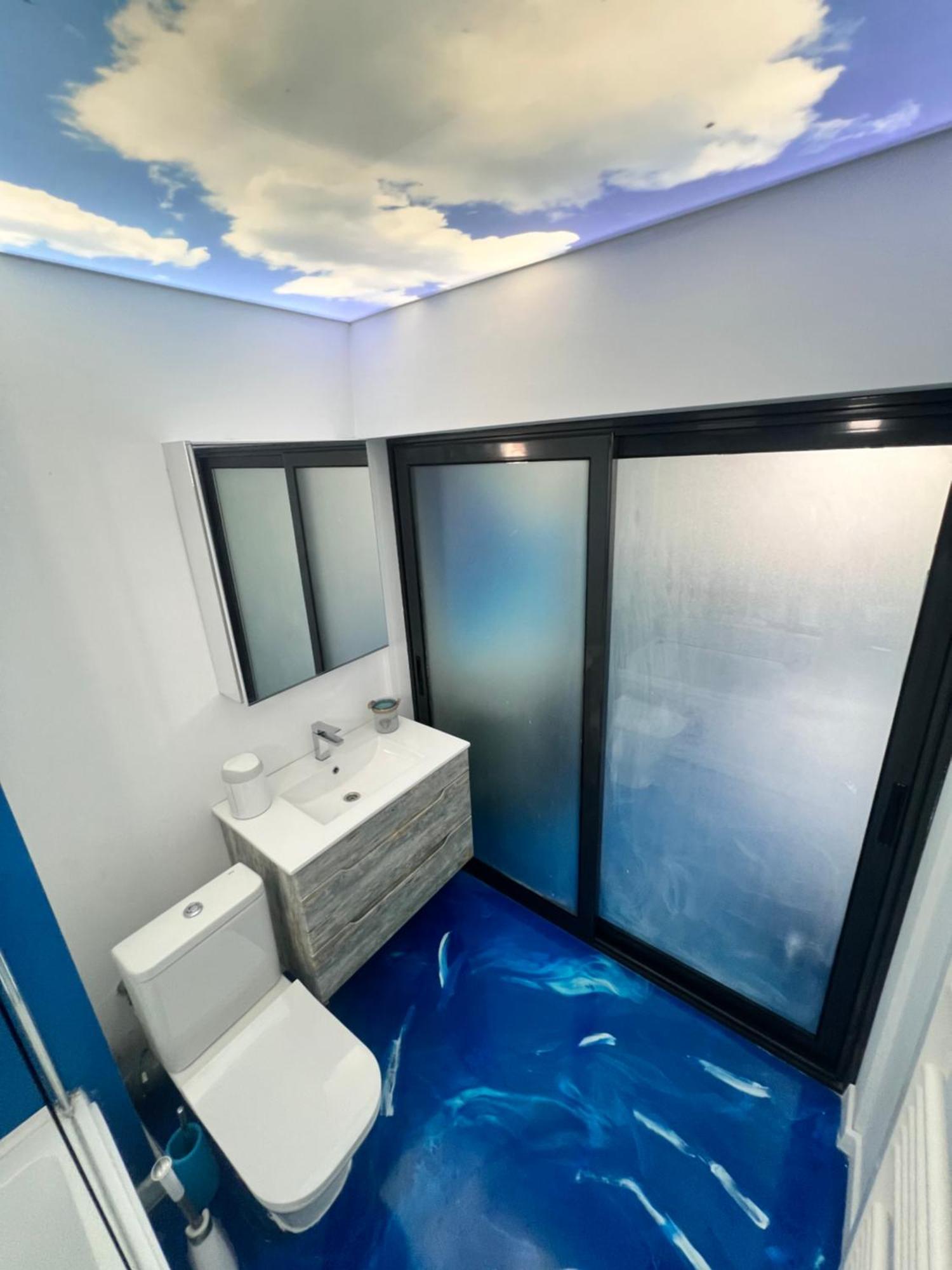 Delux Apartment Крайова Екстериор снимка