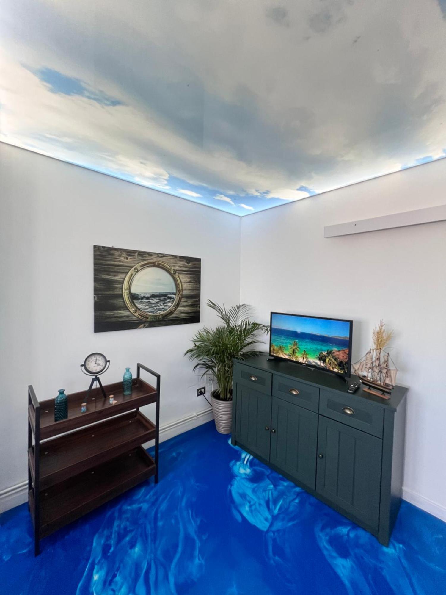 Delux Apartment Крайова Екстериор снимка