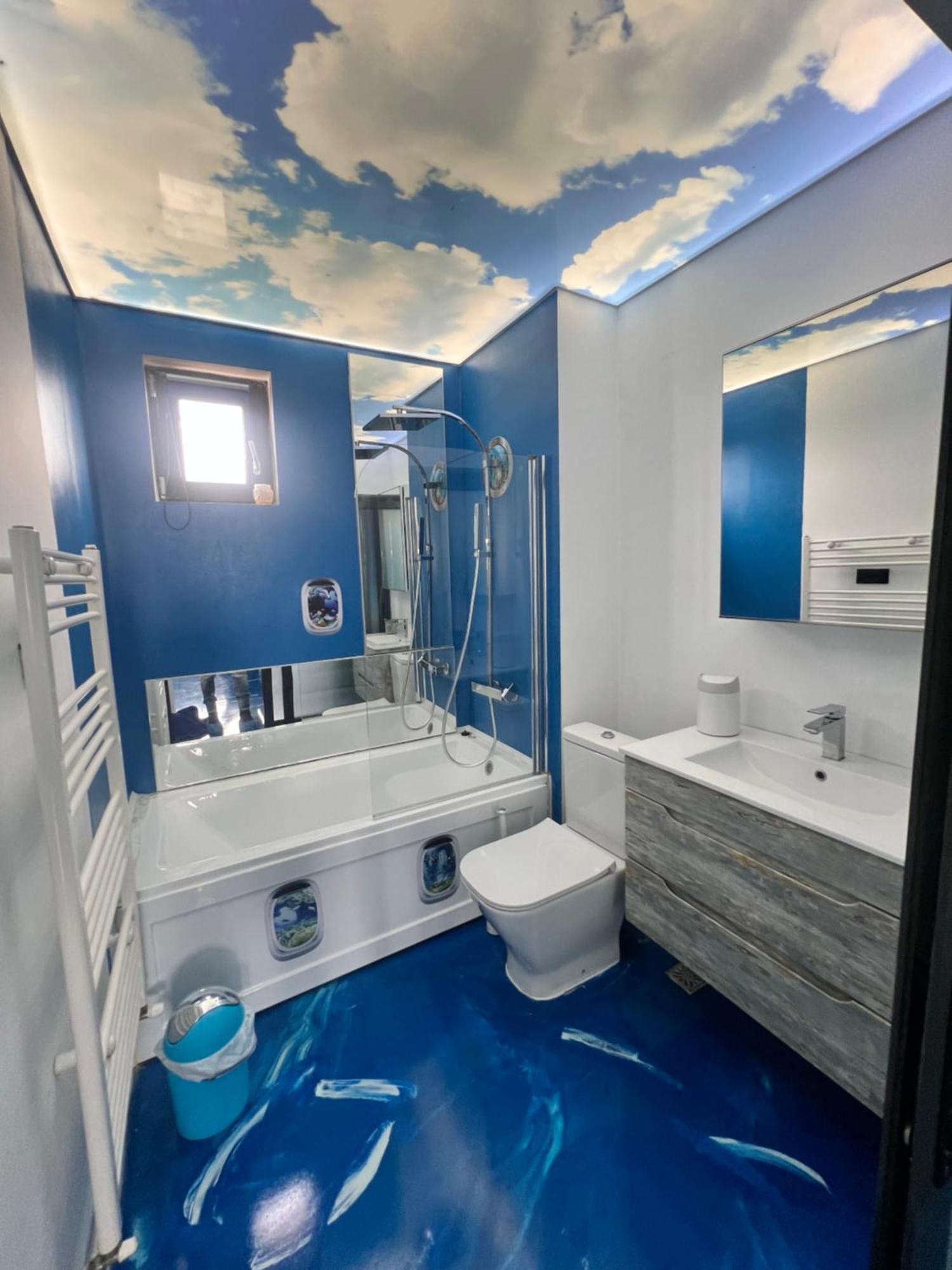 Delux Apartment Крайова Екстериор снимка